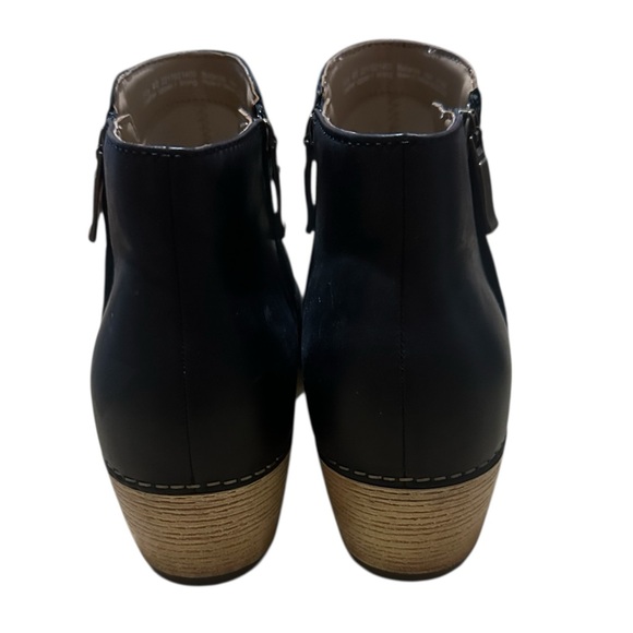 DANSKO LIZANNE WOMEN'S DUAL ZIPPER BLACK LEATHER BOOTIE CLOGS SZ 40 - Picture 8 of 10